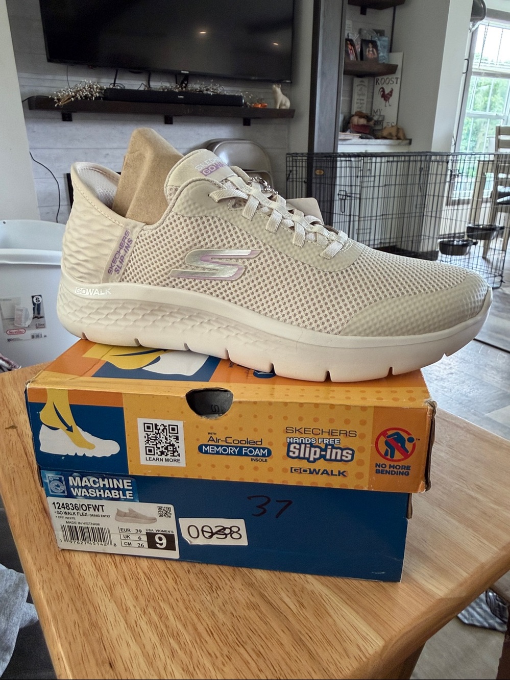 Skechers GOwalk Mesh Slip-On Sneakers - Cream with Lilac Trim